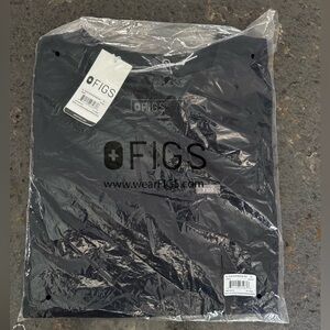 FIGS Medium Navy Scrub Top